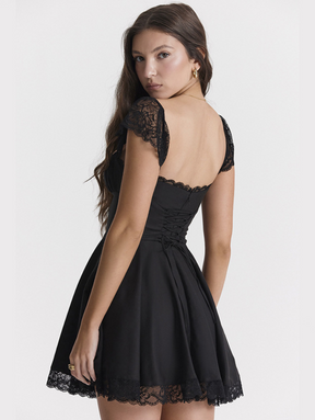 Vestido Corsé con Encaje