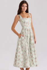 Vestido clásico en forma de V