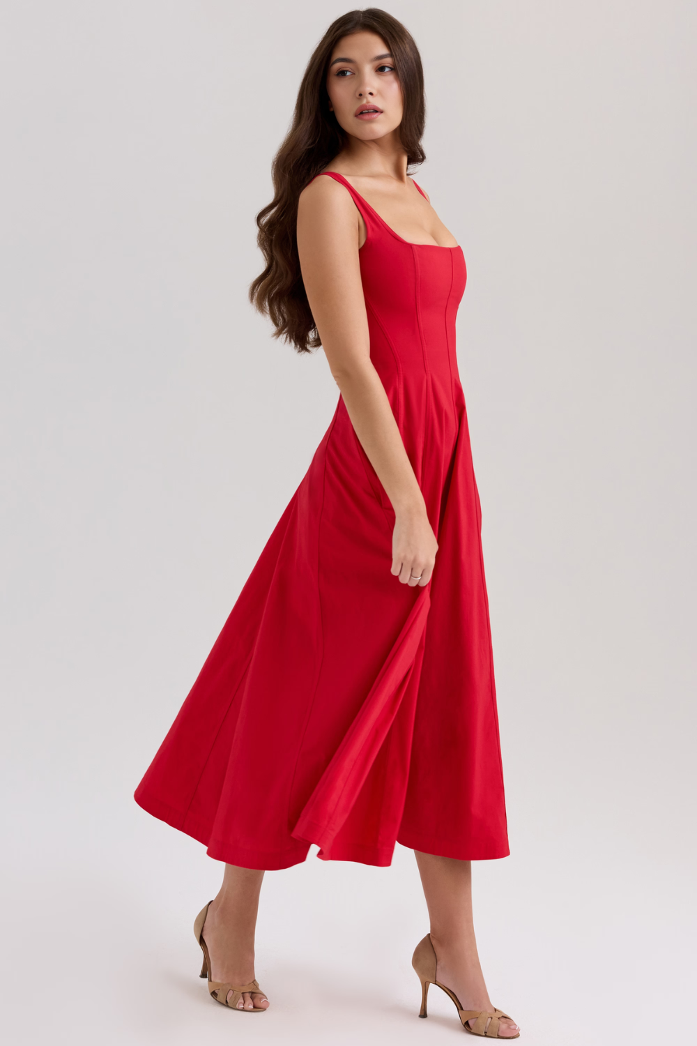 Vestido clásico en forma de V